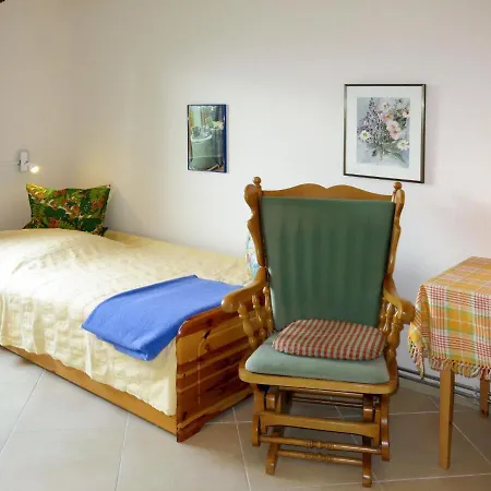 度假居 Reier By Interhome 塞博登